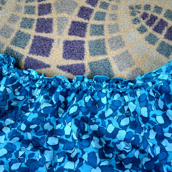 Tunic Top - Picture 7 of 8